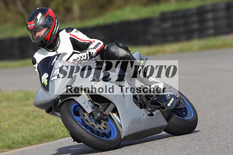 /Archiv-2023/06 10.04.2023 Moto Club Anneau du Rhin/Blanc-Novice/132